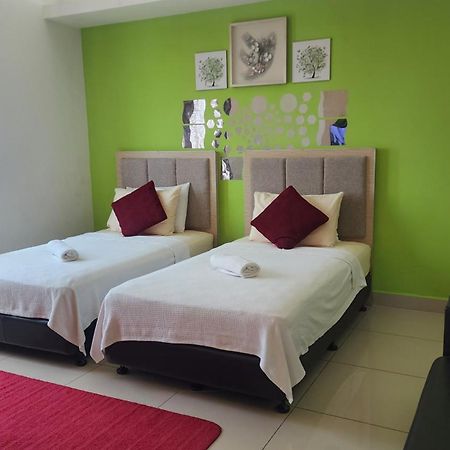 The Viana Apartment IV Kota Bharu Esterno foto