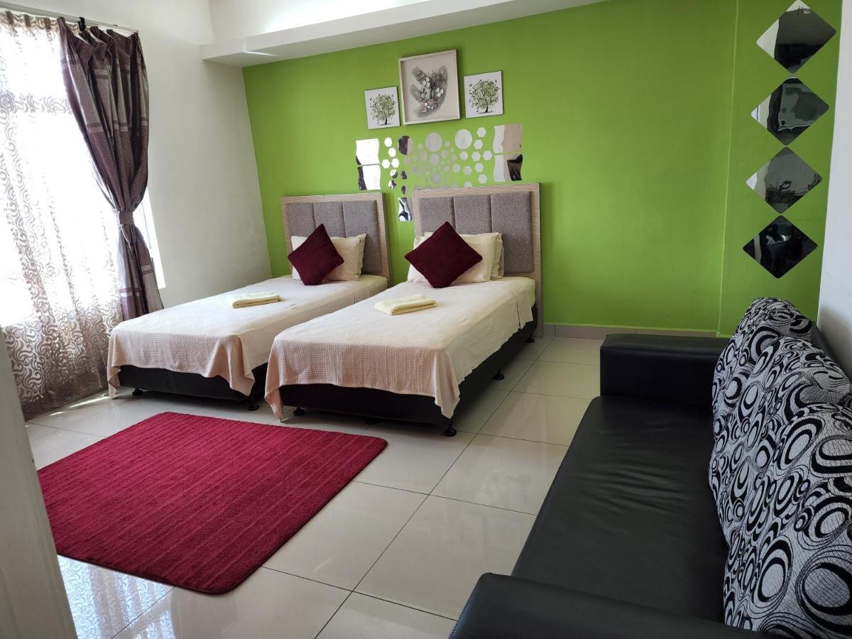 The Viana Apartment IV Kota Bharu Esterno foto
